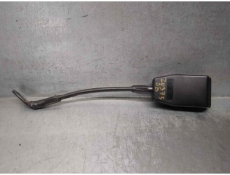 Recambio de enganche cinturon para renault 9 1.4 referencia OEM IAM 5082137  
