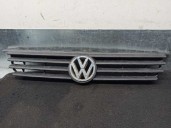 Replacement front grille for Volkswagen Polo Saloon (6N1) 1.4 OEM IAM reference 6N0853653 