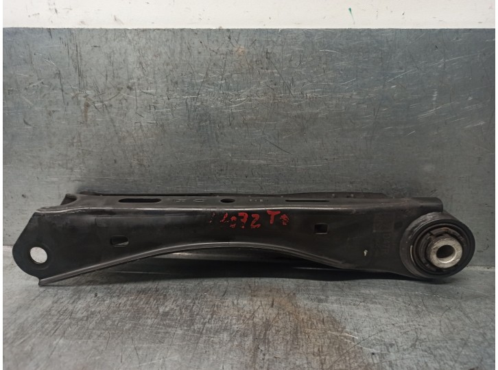 Recambio de brazo suspension inferior trasero derecho para kia optima 1.7 crdi cat referencia OEM IAM 170301D258  