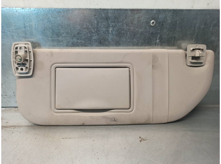 Recambio de parasol izquierdo para toyota aygo (kgb/wnb) 1.0 cat referencia OEM IAM 0474109010 