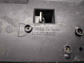 Recambio de piloto trasero derecho para renault 9 1.4 referencia OEM IAM 2052703572  4 PUERTAS