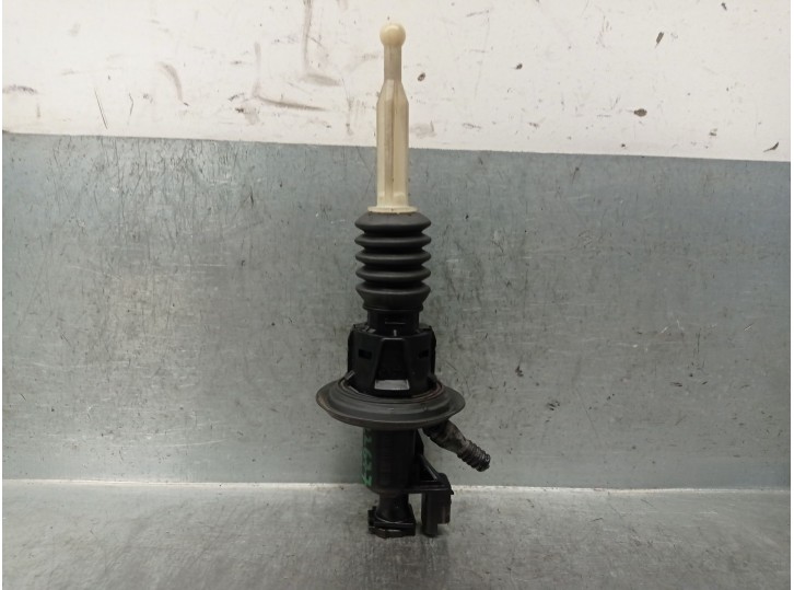 Recambio de bombin embrague para peugeot 5008 ii (mc_, mj_, mr_, m4_) 1.5 bluehdi 130 (mcyhzj, mcyhzr, mcyhzx) referencia OEM IA