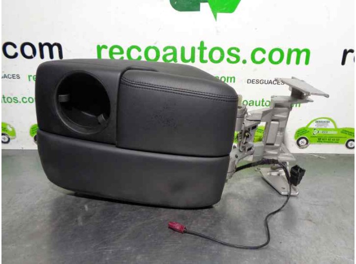 Recambio de apoyabrazos central para audi q7 (4l) 3.0 tdi referencia OEM IAM 4L1864207 