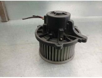 Recambio de motor calefaccion para kia carens 1.8 ls monovolumen referencia OEM IAM 0K2A161B10  