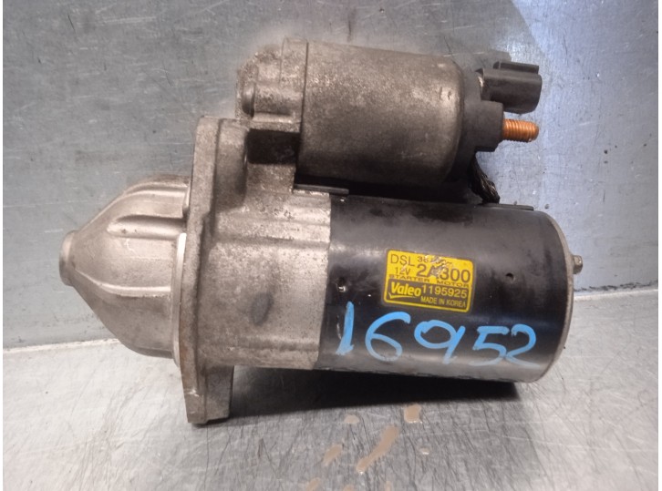 Replacement starter motor for Hyundai i30 1.6 CRDi CAT OEM IAM reference 361002A800 1195925 VALEO