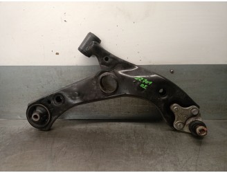 Recambio de brazo suspension inferior delantero derecho para toyota c-hr (_x1_) 1.8 hybrid (zyx10_, zyx11_) referencia OEM IAM 4
