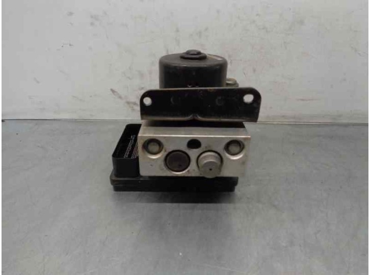 Recambio de abs para ssangyong rexton 2.7 turbodiesel cat referencia OEM IAM 4894009300 06210207394 ATE