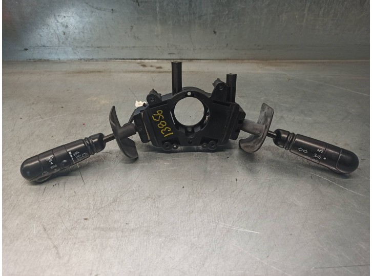 Recambio de mando luces para daewoo leganza 2.0 cat referencia OEM IAM  3893201240 