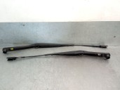 Recambio de brazo limpia delantero derecho para hyundai tucson hybrid referencia OEM IAM NX4EPLTFK NX4EDLTHU 