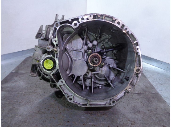 Recambio de caja cambios para renault scenic ii 2.0 referencia OEM IAM ND0015 A044766 7701717857