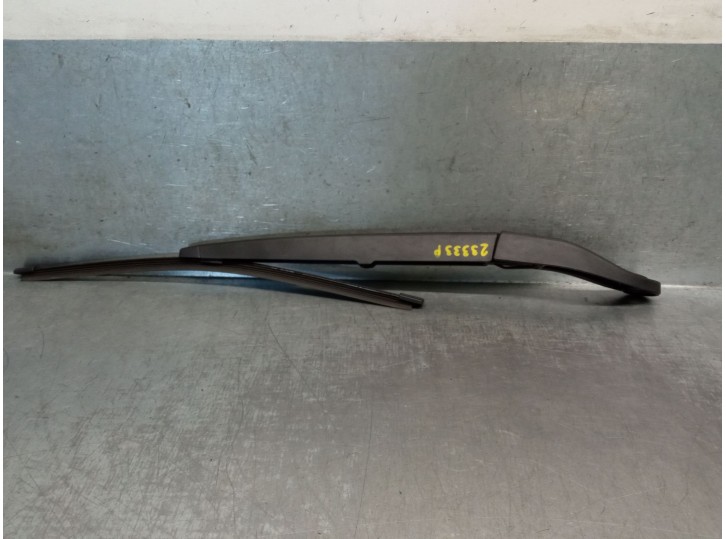 Recambio de brazo limpia trasero para hyundai tucson hybrid referencia OEM IAM G4FT G4FT 