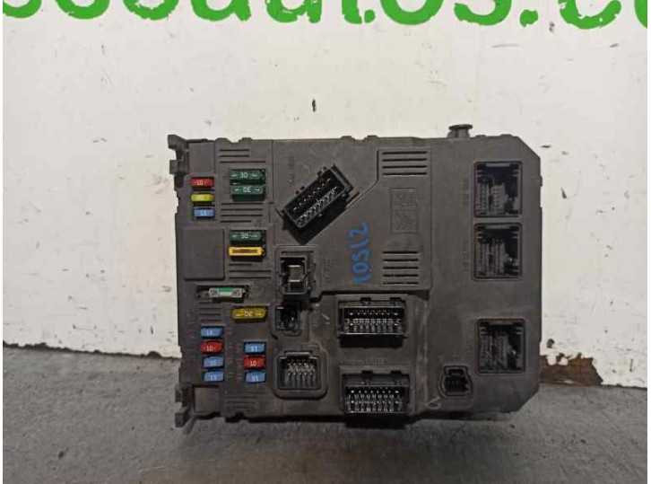 Recambio de caja reles / fusibles para peugeot 407 sr confort referencia OEM IAM 9655221280 S120104500I SIEMENS