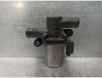 Recambio de bomba agua para dacia sandero ii 1.5 blue dci diesel fap cat referencia OEM IAM 212309316R  