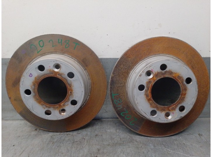 Recambio de disco freno trasero para renault captur ii referencia OEM IAM 440A06575R  