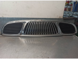 Recambio de rejilla delantera para daewoo leganza 2.0 cat referencia OEM IAM 