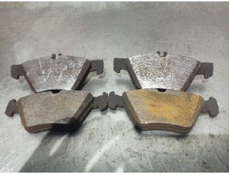 Recambio de pastillas de freno para mercedes-benz clase e (w210) berlina diesel 3.0 turbodiesel cat referencia OEM IAM   