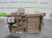 Recambio de caja reles / fusibles para toyota corolla (e12) 2.0 d-cat referencia OEM IAM 8264102040 