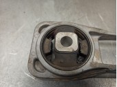 Recambio de soporte cambio para toyota yaris 1.5 16v cat referencia OEM IAM 12363K0050  