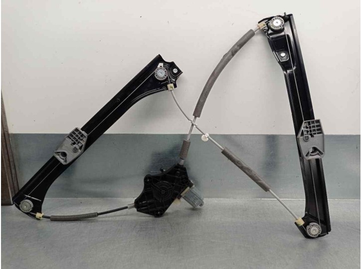 Recambio de elevalunas delantero izquierdo para skoda superb combi (3v5) 2.0 tdi referencia OEM IAM E850202099 