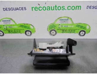 Recambio de maneta exterior porton para toyota corolla (e12) 2.0 d-cat referencia OEM IAM 7680102100 