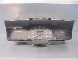Recambio de cuadro instrumentos para peugeot 205 berlina 1.2 referencia OEM IAM 9753530180  