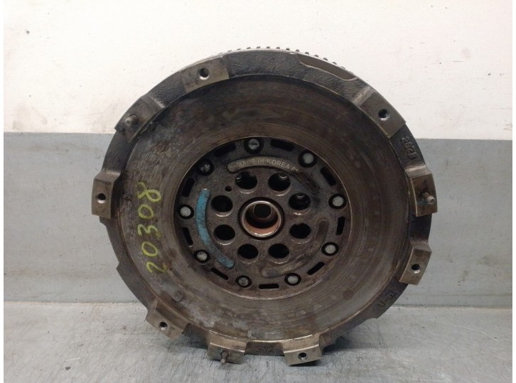 Recambio de volante motor para kia optima 1.7 crdi cat referencia OEM IAM 232002A854 