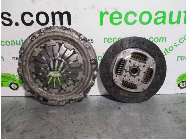Recambio de kit embrague para renault kangoo (f/kc0) express confort referencia OEM IAM C1019616 VALEO