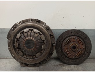 Recambio de kit embrague para daewoo lanos 1.5 cat referencia OEM IAM 96183980  VALEO