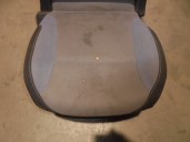 Recambio de asiento delantero derecho para peugeot partner kombi outdoor referencia OEM IAM TELA NEGRA GRIS Y AZUL 6 PUERTAS