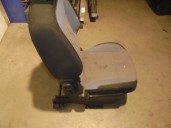 Recambio de asiento delantero derecho para peugeot partner kombi outdoor referencia OEM IAM TELA NEGRA GRIS Y AZUL 6 PUERTAS