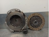 Replacement clutch kit for Volvo series 440 OEM IAM reference 120015130 120015130 LUK