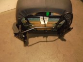 Recambio de asiento delantero derecho para dacia sandero ambiance referencia OEM IAM TELA NEGRA Y GRIS 5 PUERTAS