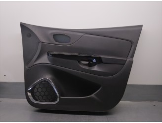 Recambio de guarnecido puerta delantera derecha para renault captur 1.5 dci diesel fap energy referencia OEM IAM 809002801R 