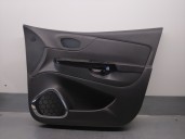 Recambio de guarnecido puerta delantera derecha para renault captur 1.5 dci diesel fap energy referencia OEM IAM 809002801R 