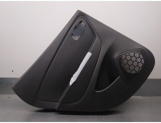 Recambio de guarnecido puerta trasera izquierda para renault captur 1.5 dci diesel fap energy referencia OEM IAM 829A19886R 