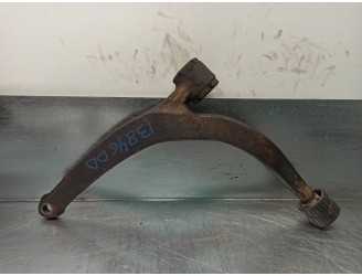 Replacement front right lower suspension arm for Peugeot 605 2.0 OEM IAM reference 