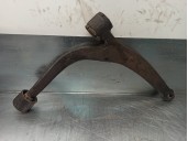 Replacement front right lower suspension arm for Peugeot 605 2.0 OEM IAM reference 