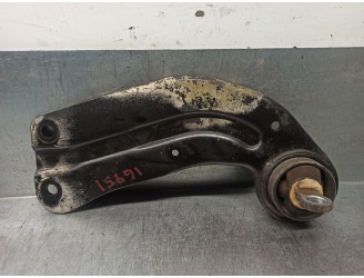 Recambio de brazo suspension superior trasero derecho para opel insignia berlina 2.0 cdti cat referencia OEM IAM 423041  