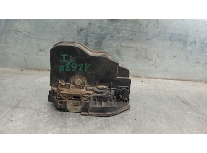 Recambio de cerradura puerta trasera izquierda para bmw x3 (e83) 3.0 turbodiesel referencia OEM IAM 7154629 7 PINES 5 PUERTAS