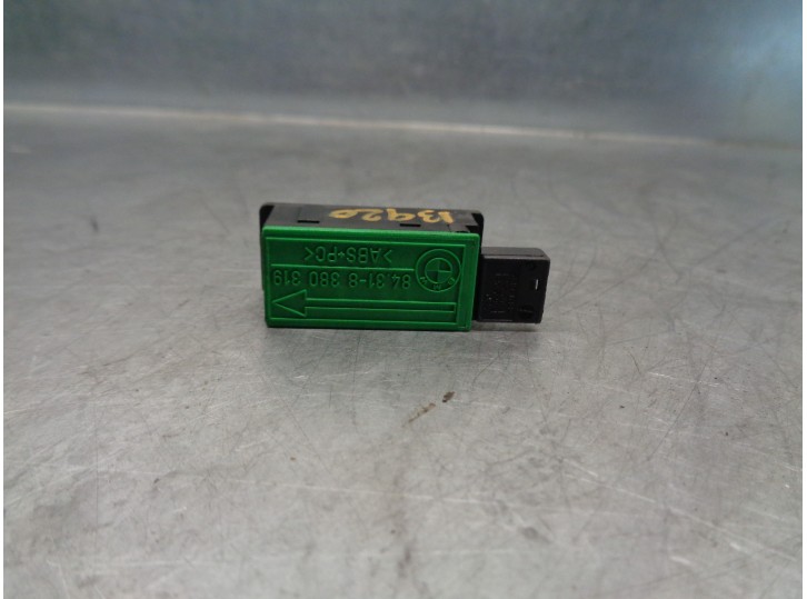 Recambio de modulo electronico para bmw serie 5 berlina (e60) 530d referencia OEM IAM 84318380319  