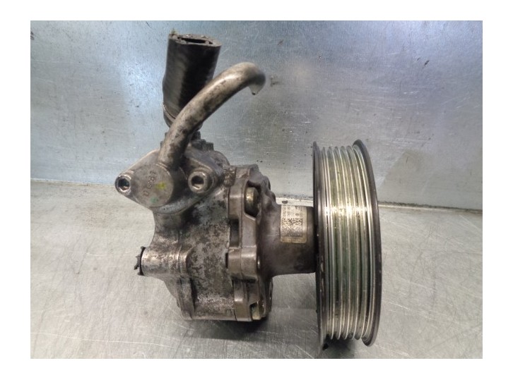 Recambio de bomba servodireccion para audi q5 (8r) 2.0 tdi (125kw) referencia OEM IAM 8R0145155N 7651955147 