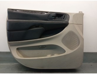 Recambio de guarnecido puerta delantera izquierda para lancia voyager monospace (404_) 2.8 crd (rt, 53) referencia OEM IAM 1VQ07