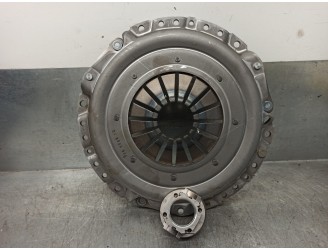 Recambio de kit embrague para mercedes-benz sprinter (w901,w904) caja cerr. referencia OEM IAM 125008910 125008910 LUK