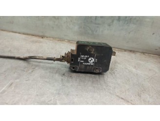 Recambio de motor tapa deposito combustible para bmw x3 (e83) 3.0 turbodiesel referencia OEM IAM 67116927493 