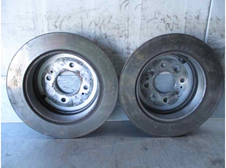 Recambio de disco freno trasero para hyundai getz (tb) 1.5 crdi cat referencia OEM IAM 