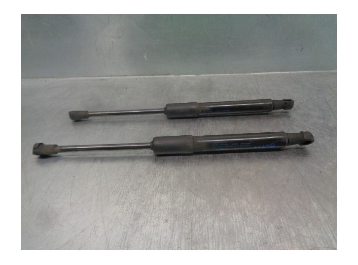 Recambio de amortiguadores capo para audi a1 (8xk) adrenalin referencia OEM IAM 8X0823359 