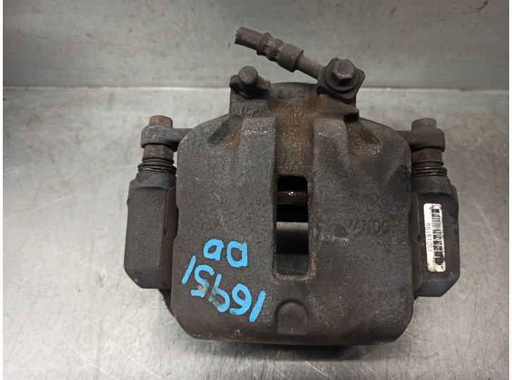 Recambio de pinza freno delantera derecha para opel insignia berlina 2.0 cdti cat referencia OEM IAM 542145 