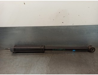 Recambio de amortiguador trasero derecho para renault captur ii referencia OEM IAM 562106663R  