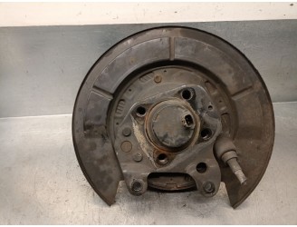 Recambio de mangueta trasera derecha para toyota corolla verso (r1) 2.2 turbodiesel cat referencia OEM IAM 424500F010 424500F010