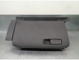 Recambio de guantera para audi a1 (8xk) adrenalin referencia OEM IAM 8XB863075AFKZ 8X1857104 